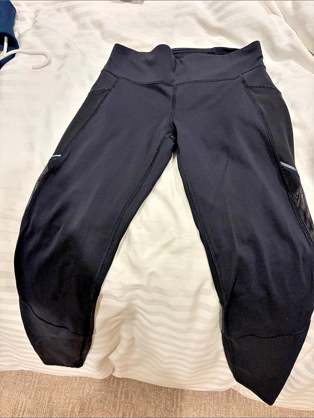 lululemon Speed Up Crop *High Mesh Women's Black Athletic Leggings